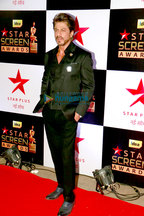 red carpet of 23rd annual star screen awards 2016 38