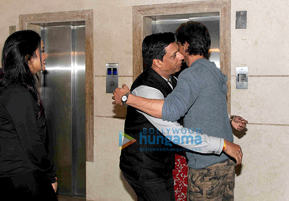 srk and other celebs grace madhur bhandarkars house warming party 3