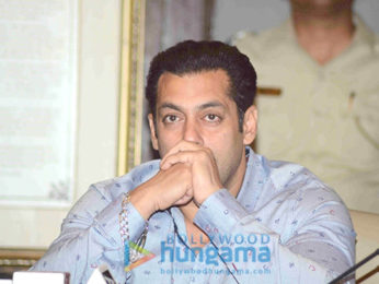 Salman Khan and Alvira Khan Agnihotri grace BMC's 'Cleanliness Drive Awareness'
