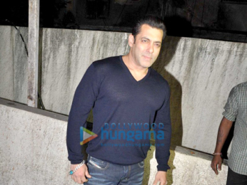 Salman Khan, Sangeeta Bijlani and others snapped post ‘Dangal’ screening