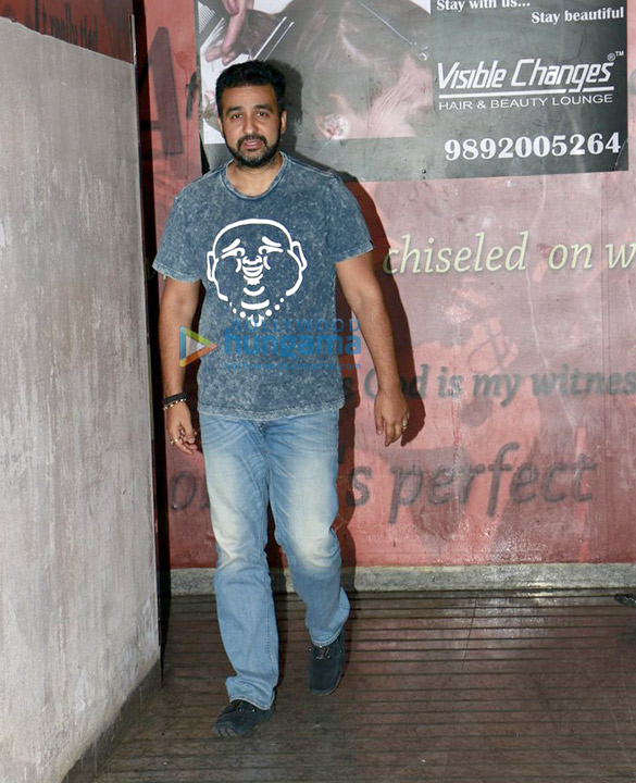 shilpa and family snapped post movie outing 2