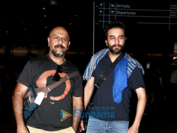 Sonam Kapoor and Sonakshi Sinha snapped at the Mumbai airport