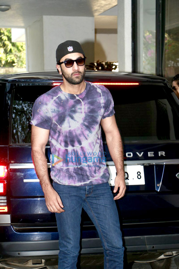 The Kapoors celebrate Christmas at Shashi Kapoor’s bungalow