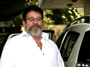 The Kapoors celebrate Christmas at Shashi Kapoor's bungalow