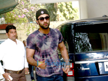 The Kapoors celebrate Christmas at Shashi Kapoor's bungalow