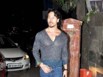 Tiger Shroff & Disha Patani snapped in Bandra