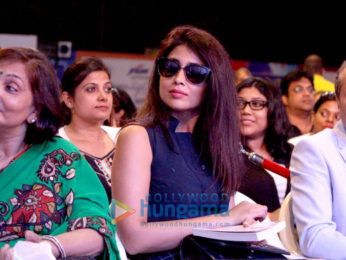 Twinkle Khanna & Shriya Saran at Times Litfest 2016