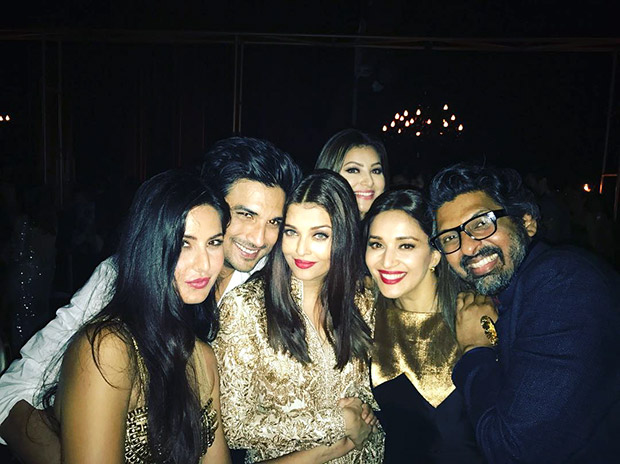 we cant get over the grand celebration of manish malhotras 50th and heres why 11