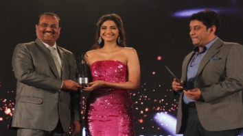 Check out: Sonam Kapoor wins Global Style Icon award at Brand Vision Awards 2016