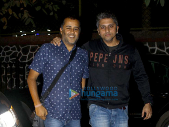 Arjun Kapoor, Shraddha Kapoor and Chetan Bhagat snapped post a meeting at Mohit Suri's office