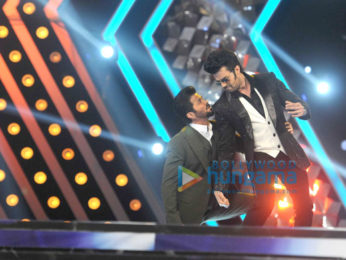 Bollywood celebs perform for a cause at 'Umang' police show