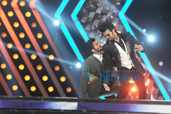 bollywood celebs perform at umang 11