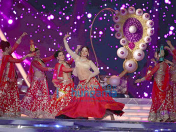 Bollywood celebs perform for a cause at 'Umang' police show