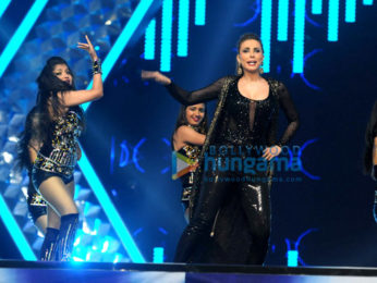 Bollywood celebs perform for a cause at 'Umang' police show