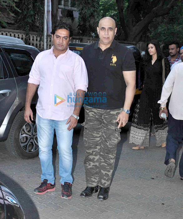 Celebs attend Abis Rizvi’s prayer meet Celebs attend Abis Rizvi’s prayer meet