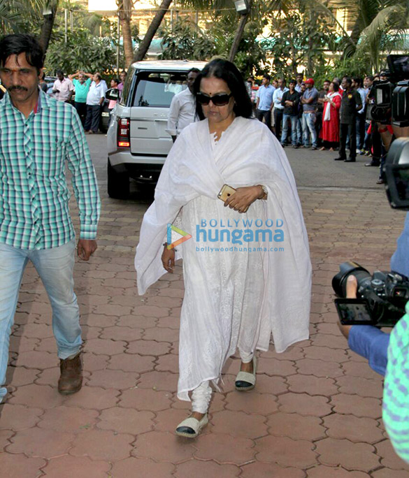 celebs attend om puris prayer meet 16
