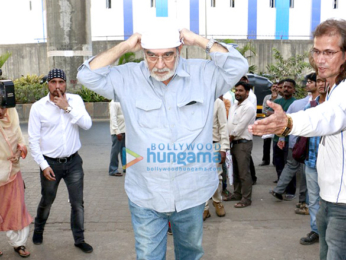 Celebs attend Om Puri's prayer meet