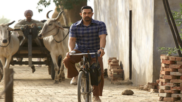 Box Office: Dangal crosses 21.38 mil. AED [Rs. 39.60 cr.] at the U.A.E/G.C.C box office