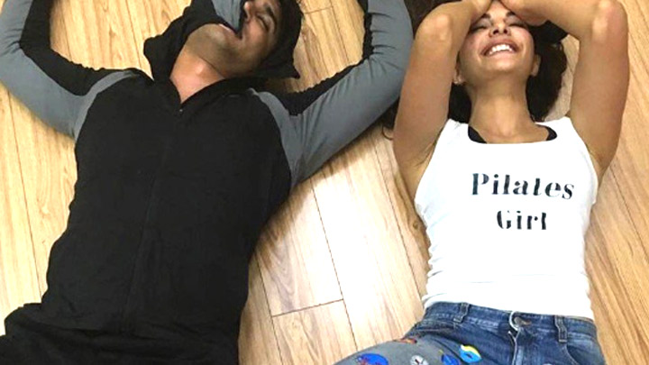 Sushant Singh Rajput, Jacqueline Fernandez’s SENSUAL Rehearsals On Humma For Filmfare Sushant Singh Rajput, Jacqueline Fernandez’s SENSUAL Rehearsals On Humma For Filmfare