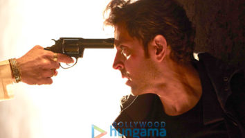 Movie still from the Movie Kaabil