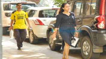 Mira Rajput snapped post salon session in Bandra