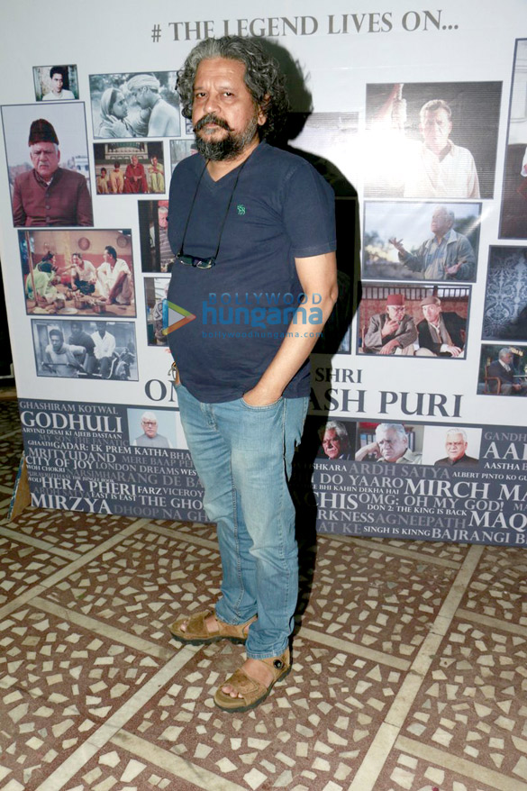 om puris 13th day prayer meet held by cintaa and other movie associations 5