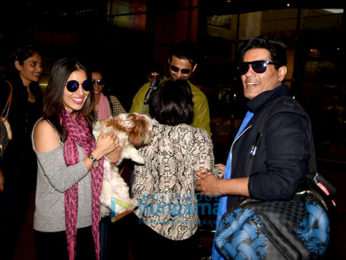 Priyanka Chopra, Sophie Choudry & Manish Malhotra snapped at the airport
