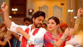 Movie still from the Movie Raees