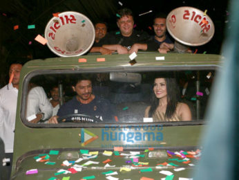 Shah Rukh Khan, Sunny Leone and others grace the success bash of 'Raees'