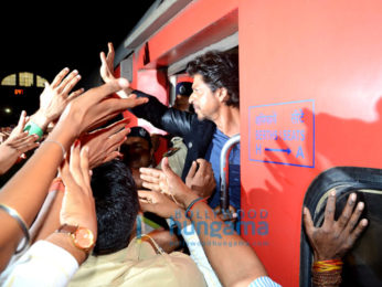Shah Rukh Khan snapped at Bombay Central as he departs for New Delhi