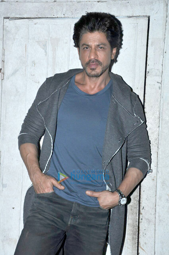 Shah Rukh Khan snapped at ‘Raees’ promotions Shah Rukh Khan snapped at ‘Raees’ promotions