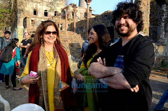 shahid kapoor and ishaan khatter snapped on the sets of majid majidi movie 9