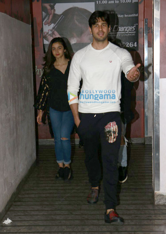 sidharth malhotra alia bhatt snapped post a screening of dangal 2