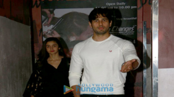Sidharth Malhotra & Alia Bhatt snapped post a screening of ‘Dangal’