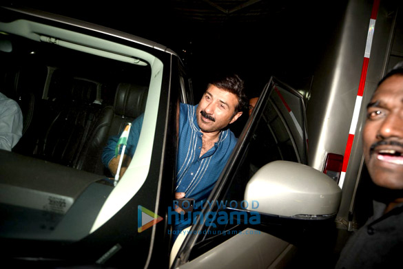 Sunny Deol snapped on the sets of ‘Bhaiyyaji Superhit’ Sunny Deol snapped on the sets of ‘Bhaiyyaji Superhit’
