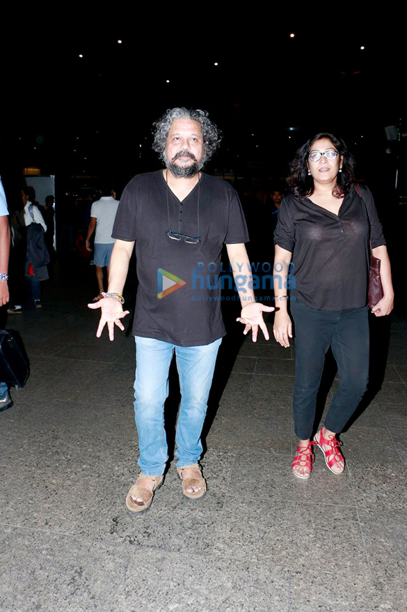 sushmita sen and others snapped at the airport 2