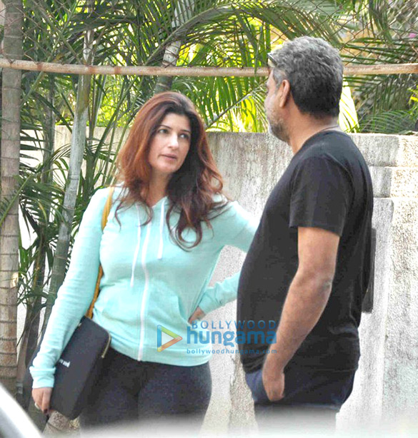 Twinkle Khanna snapped with R. Balki at his office in Bandra Twinkle Khanna snapped with R. Balki at his office in Bandra