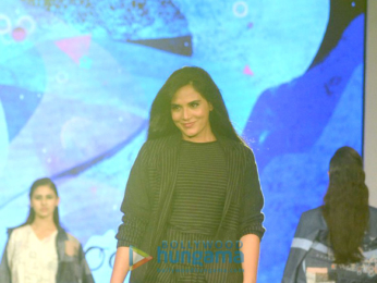 Vaani Kapoor, Richa Chadda and others at Elle Graduate Awards 2016