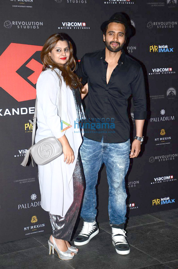 vin diesel deepika padukone snapped at the press conference of xxx the return of xander cage in mumbai 32