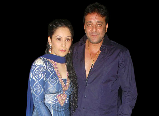 sanjay-manyata-dutt-mugdha-snapped_011