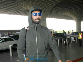 Aamir Khan, Hrithik Roshan, Yuvraj Singh and others snapped at the airport