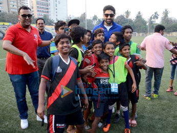 Abhishek Bachchan and Bhaichung Bhutia grace the 'Nike Premier League U-16's event