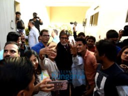 Amitabh Bachchan gets mobbed after an ad shoot