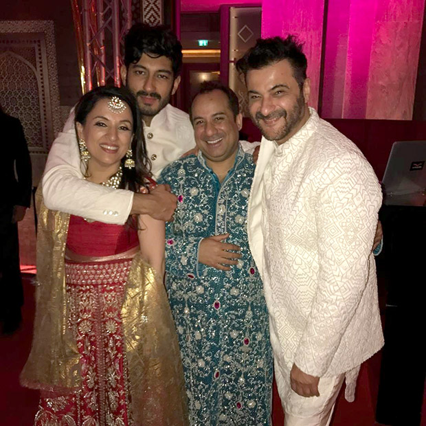 check out sonam kapoor arjun kapoor and harshavardhan kapoor dazzle at their cousin akshay marwahs big fat punjabi wedding7