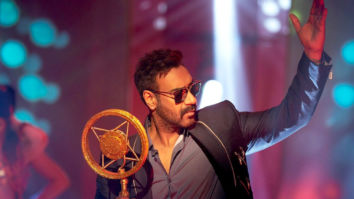 Movie Wallpapers Of The Movie De De Pyaar De