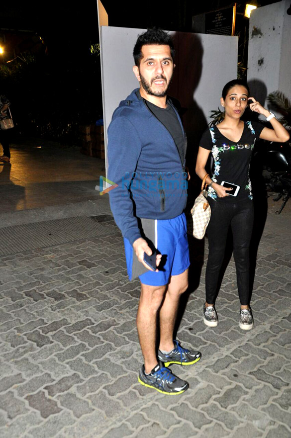 farhan akhtar amit gaur ritesh sidhwani snapped at otters club 2