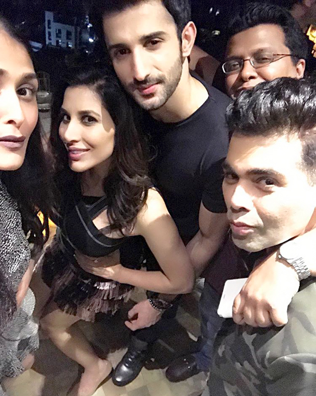 find out which b town singles celebrated valentines day at karan johars residence 7