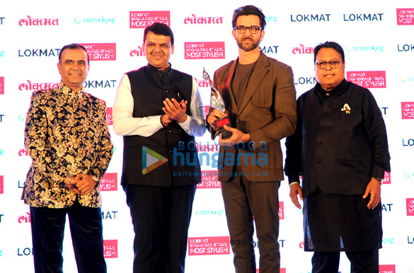 Hrithik Roshan, Sonam Kapoor and others receive Lokmat Maharashtra’s Most Stylish Awards Hrithik Roshan, Sonam Kapoor and others receive Lokmat Maharashtra’s Most Stylish Awards