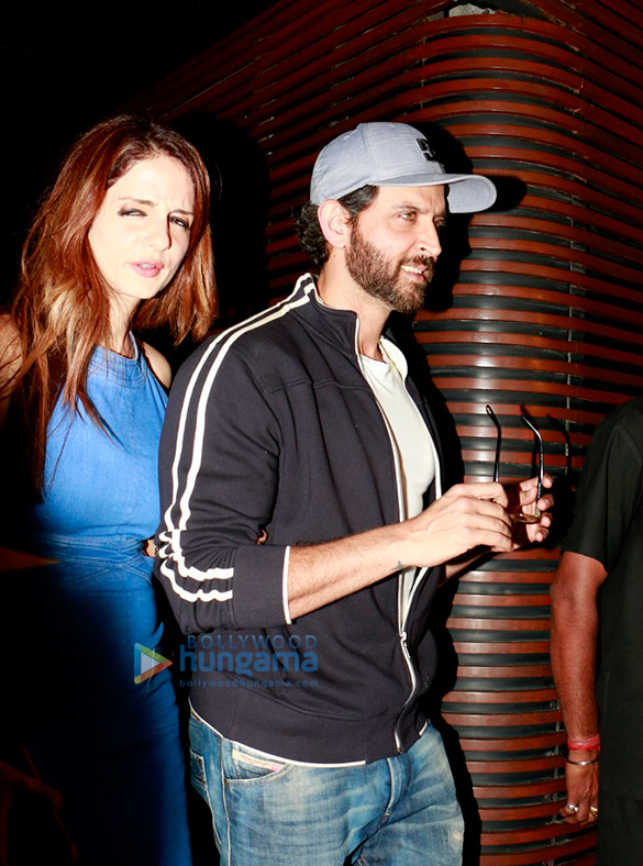 Hrithik Roshan, Susanne Khan, Preity Zinta and Abhishek Kapoor snapped post party at ‘Estella’ Hrithik Roshan, Susanne Khan, Preity Zinta and Abhishek Kapoor snapped post party at ‘Estella’