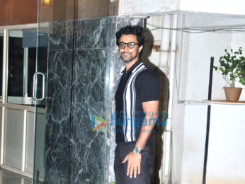 Malaika Arora Khan and Kunal Kapoor snapped at Vikram Phadnis' house